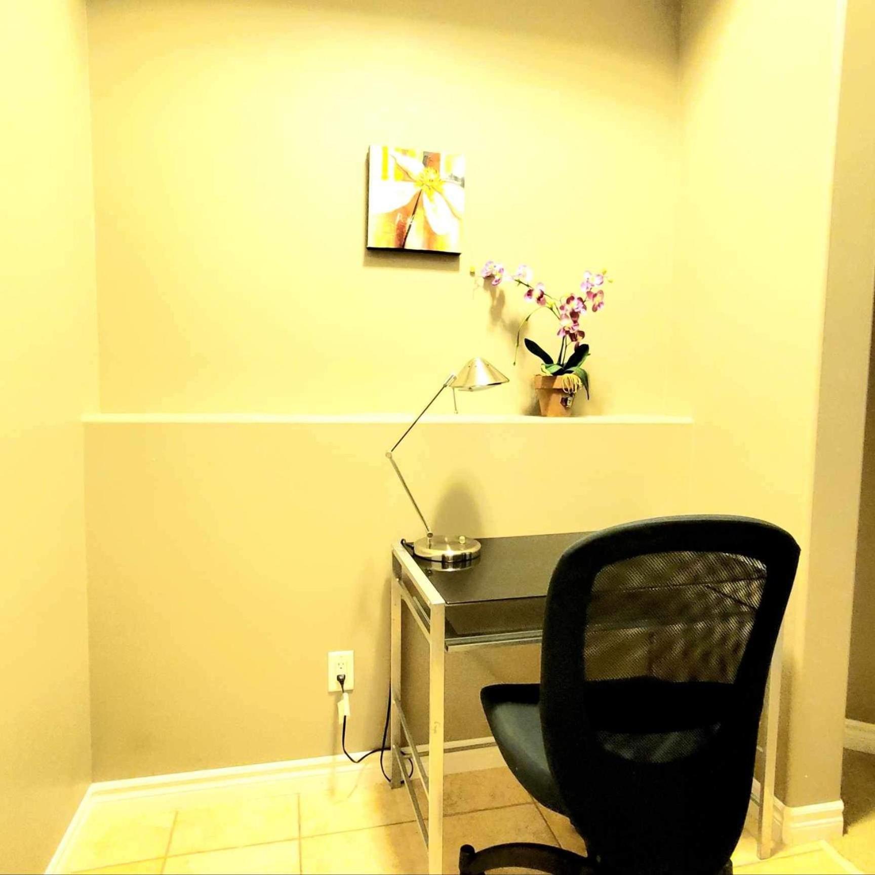 Private 2 Bedrooms Suite Near Hwy 1, Cultus Lake, Heritage Park, Fishing, Coliseum 奇利瓦克 外观 照片
